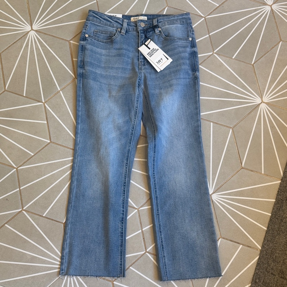 OAT brand mid rise cropped flare NWT SZ 0/25